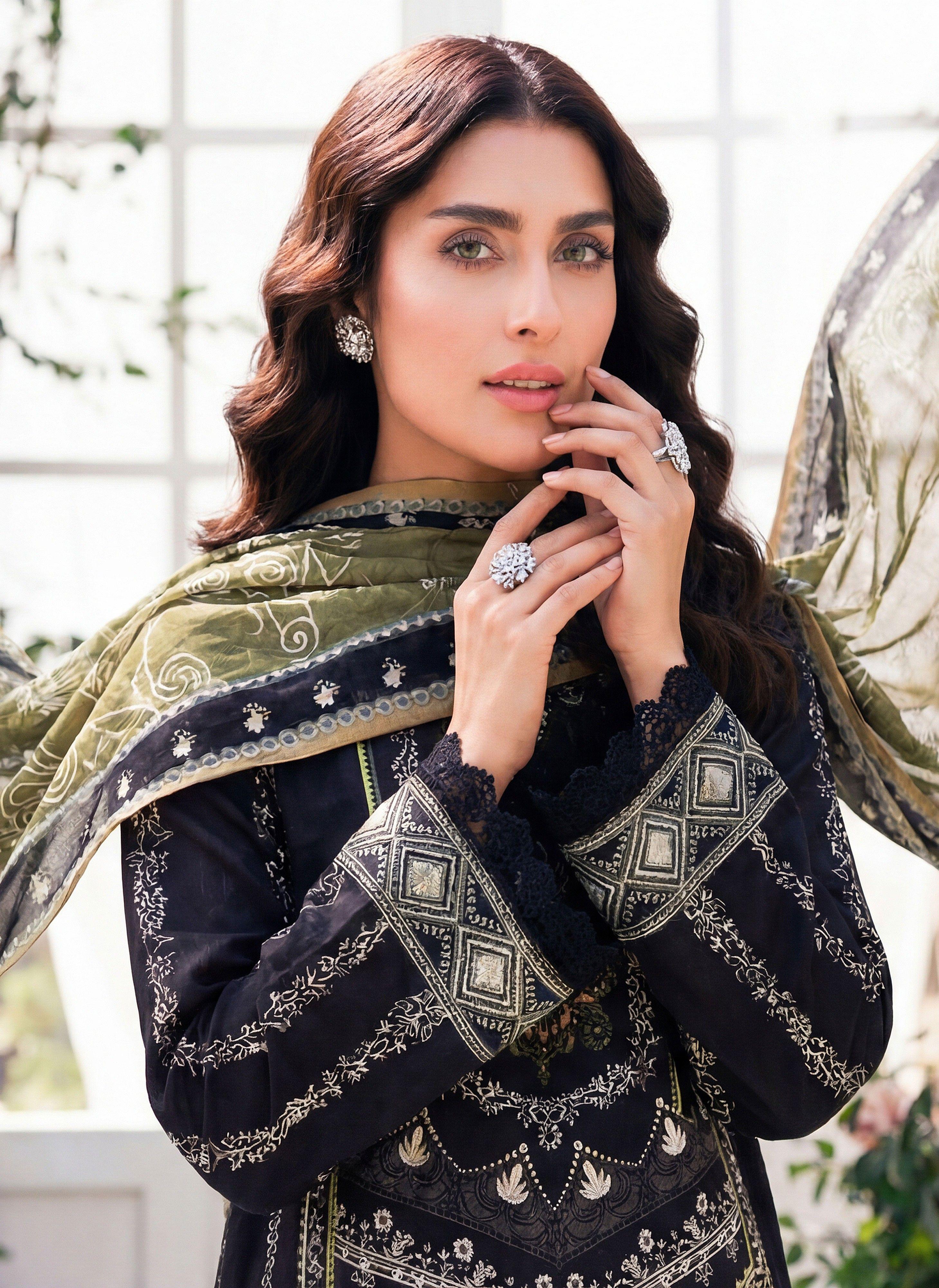 3PC UN-STITCHED LAWN RCL-19