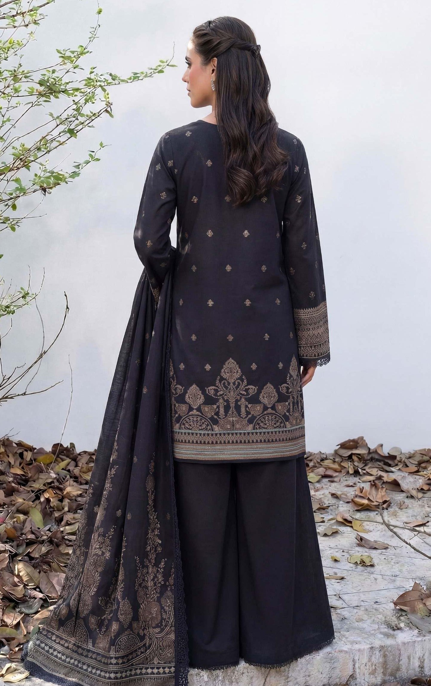 3PC UN-STITCHED JACQUARD LAWN RJL-26
