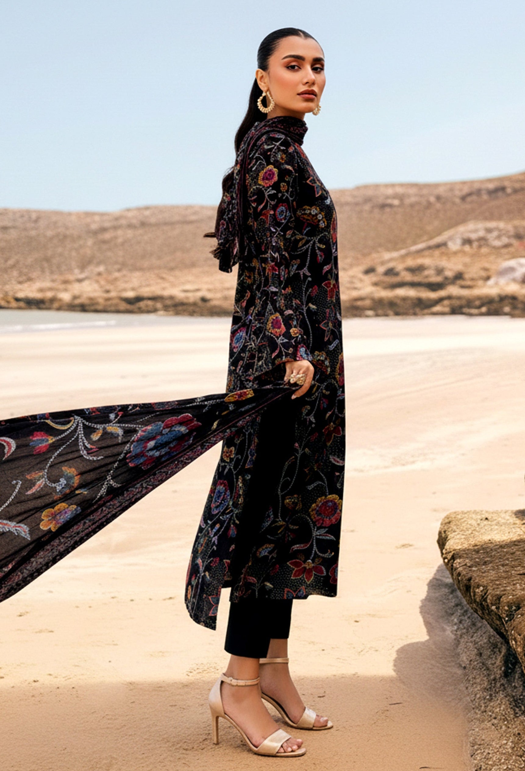 3PC UN-STITCHED LAWN RCL-24
