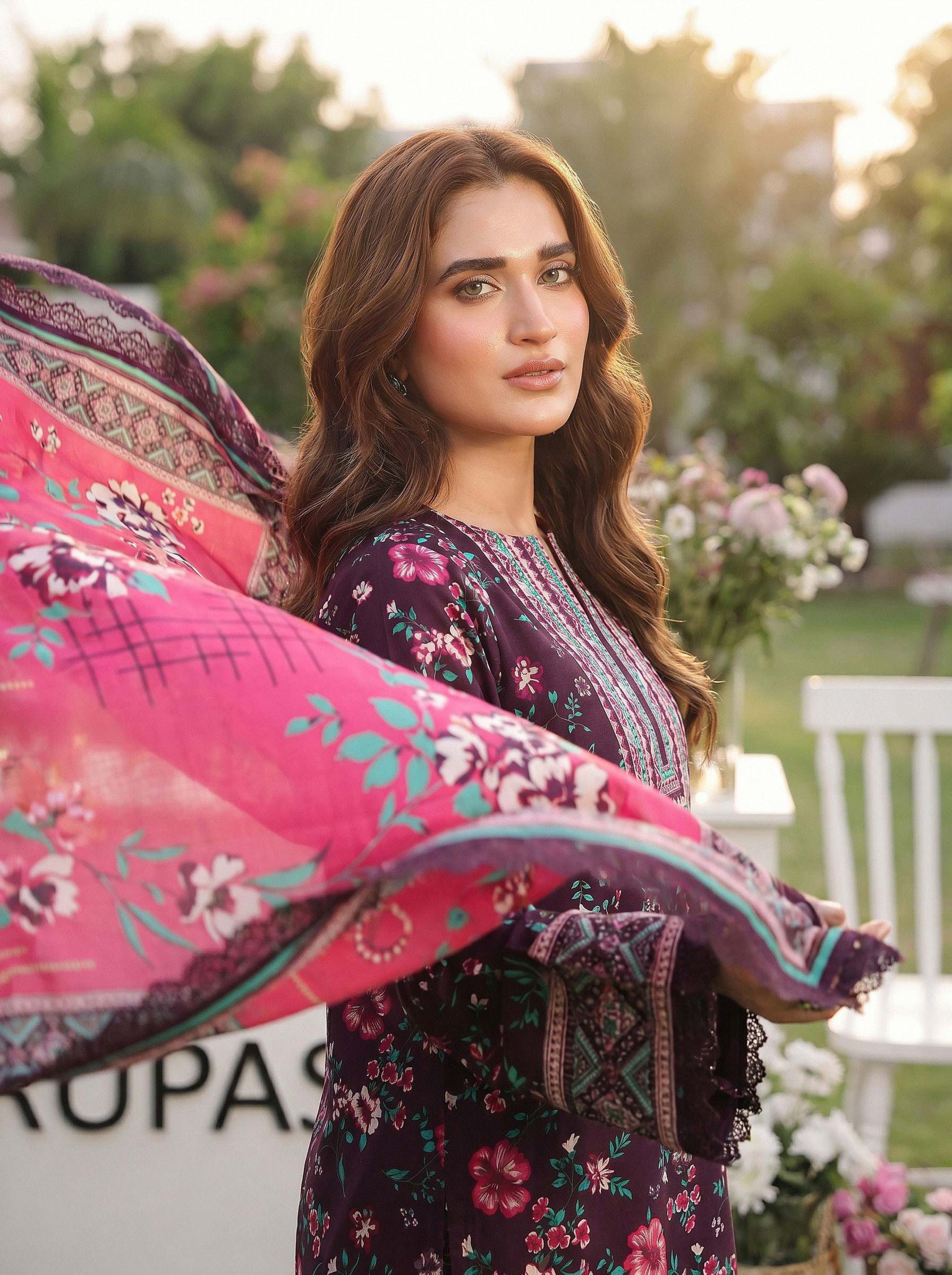 3PC UN-STITCHED LAWN RCL-79
