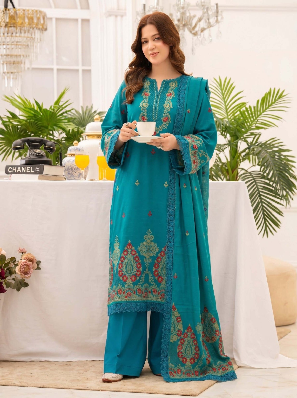 3PC UN-STITCHED JACQUARD BAROSHA LAWN D-7