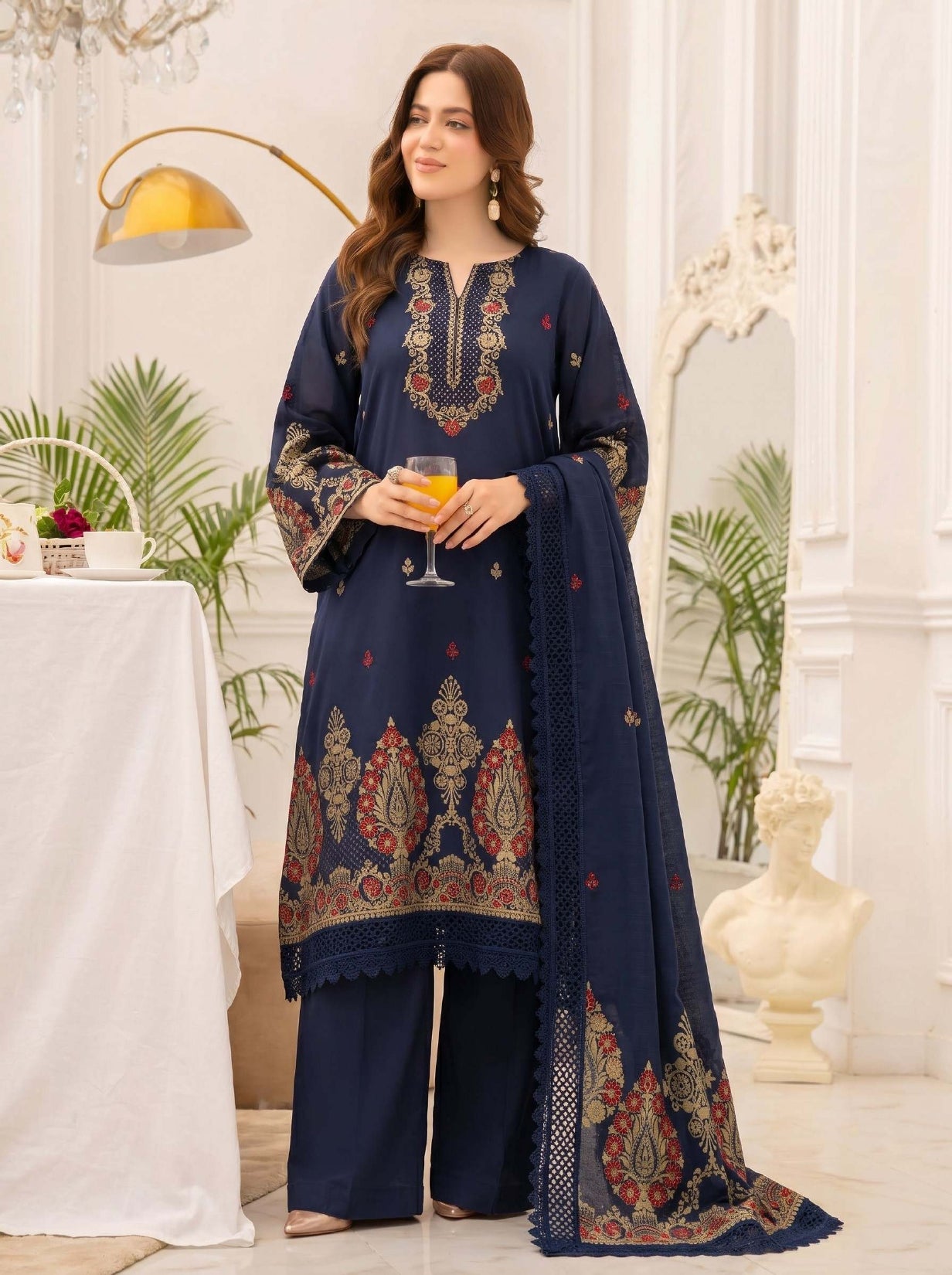 3PC UN-STITCHED JACQUARD BAROSHA LAWN D-10