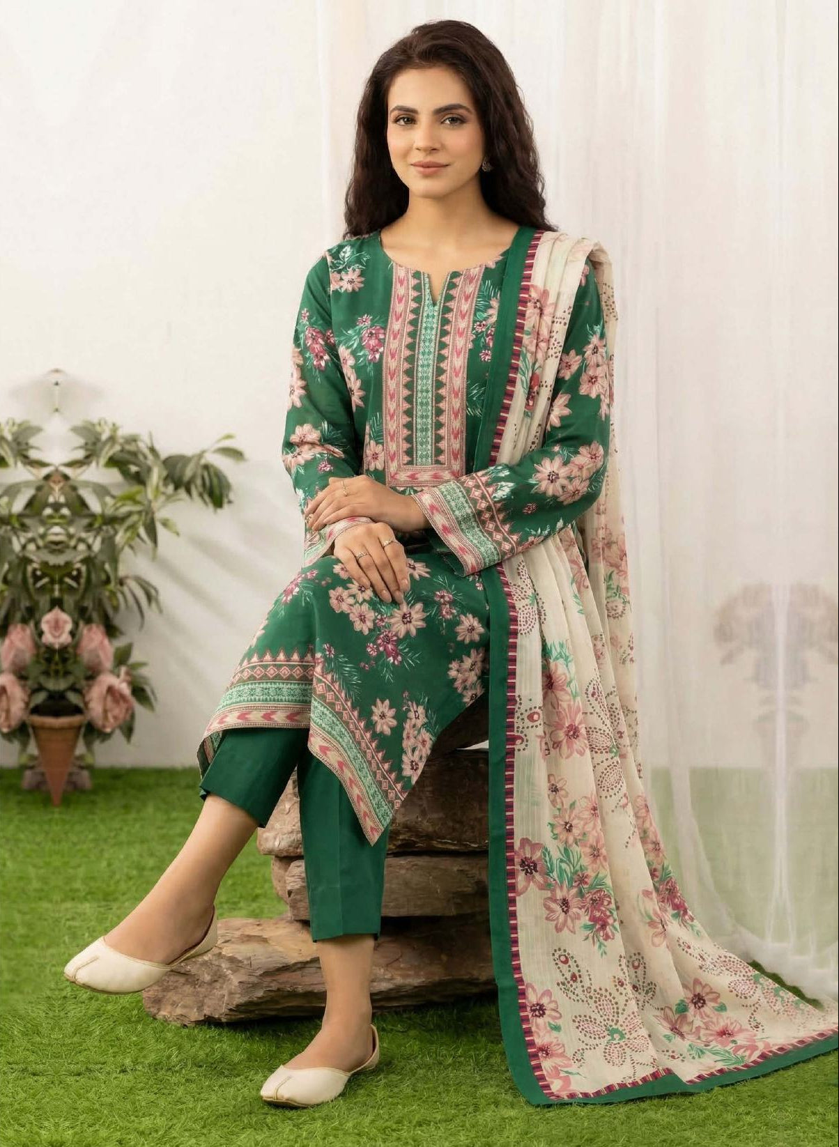 3PC UN-STITCHED LAWN RCL-49