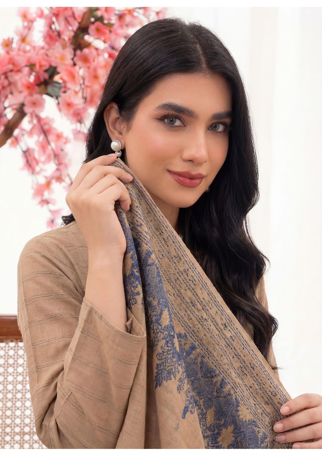 3PC UN-STITCHED JACQUARD LAWN RJL-12