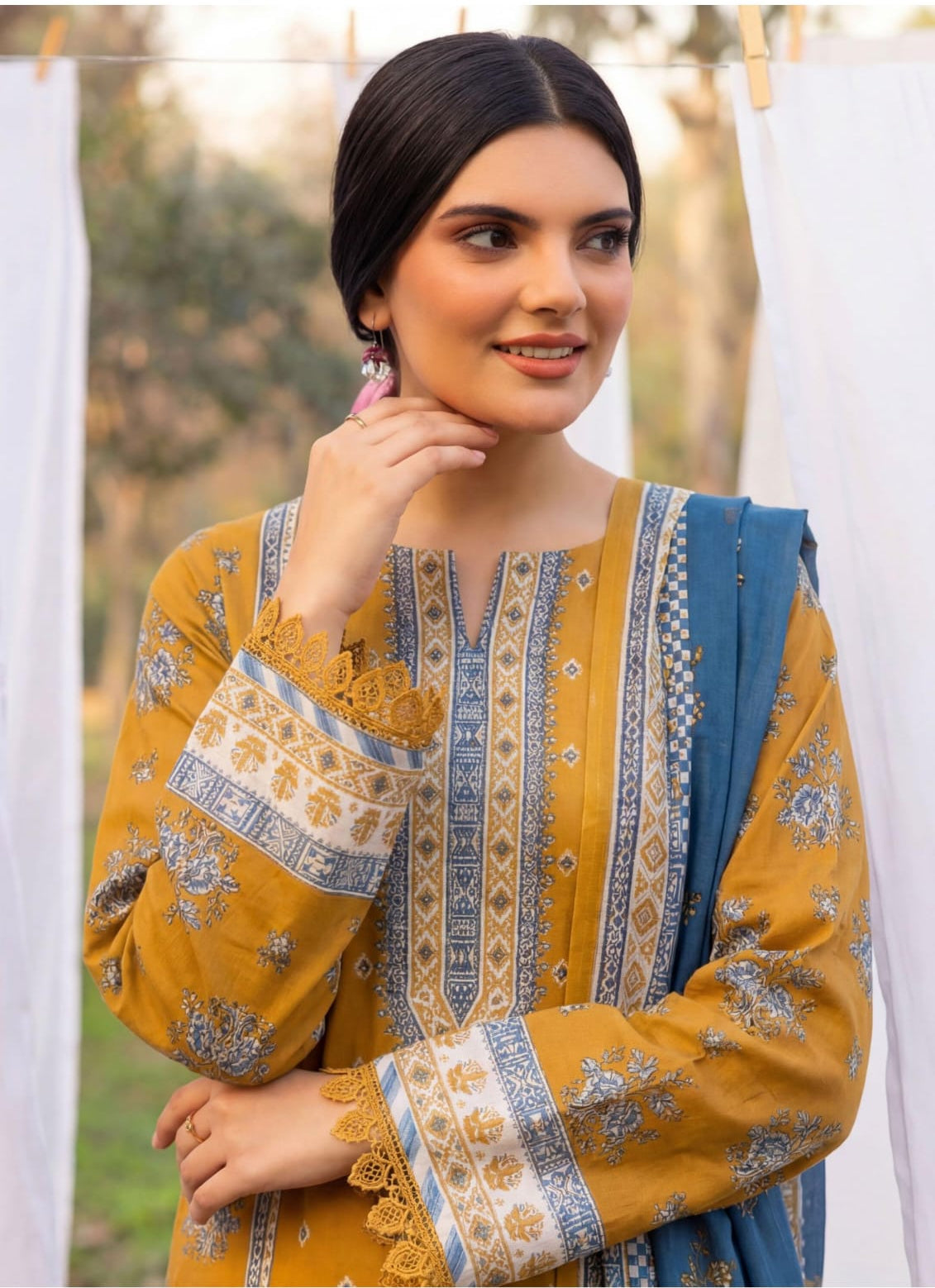 3PC UN-STITCHED LAWN RCL-31