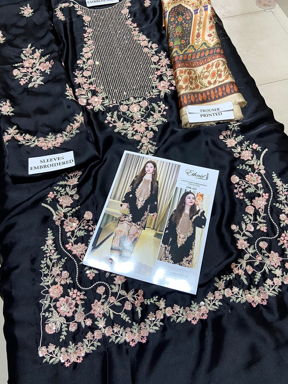 PREMIUM SILK 2PC THE ROYAL WINTER EDITION BLACK