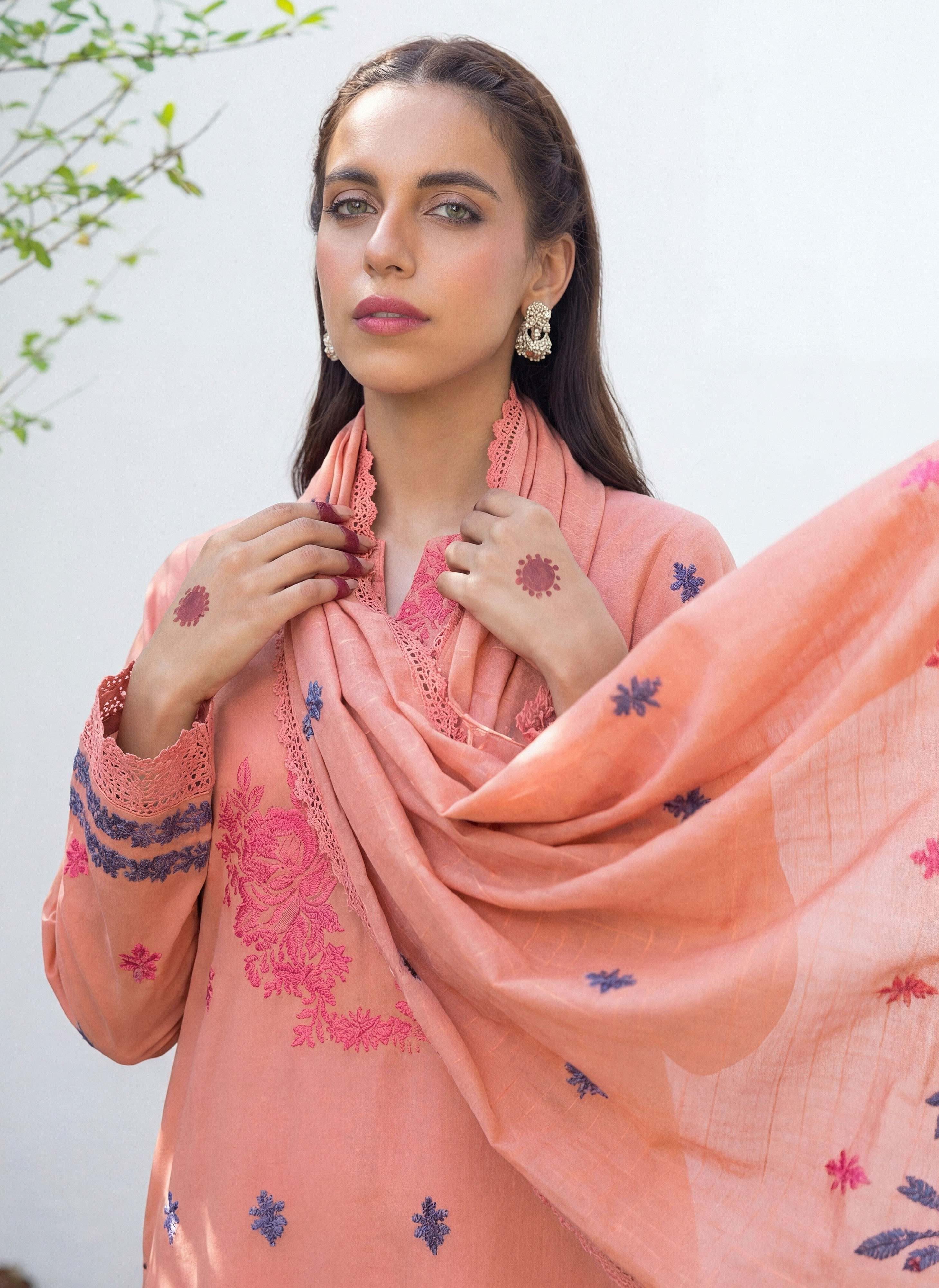 3PC UN-STITCHED JACQUARD LAWN RJL-31